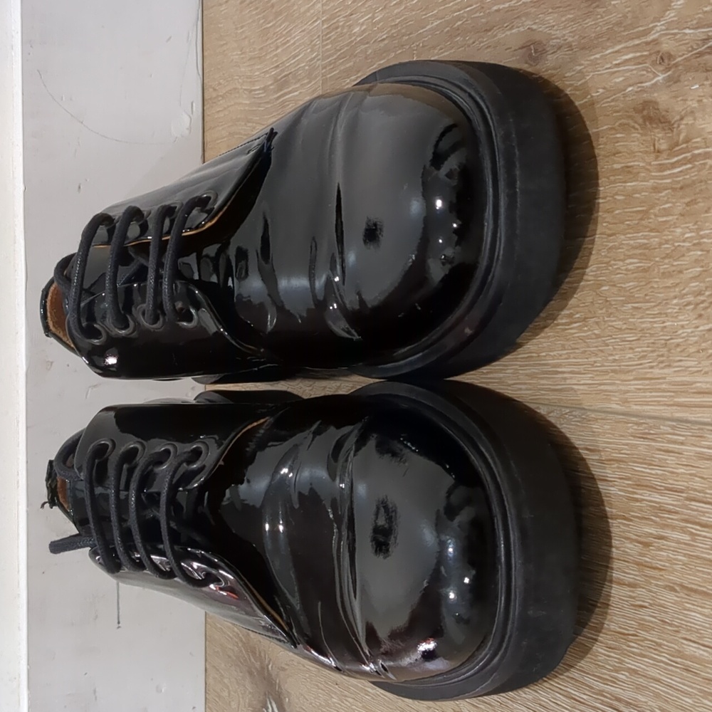 A.P.C. Black Patent Leather Oxfords Size 39  Women's 9 - Picture 4 of 12